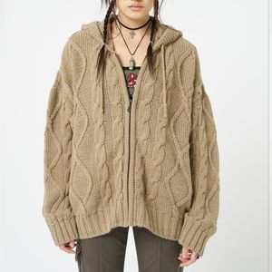 ELI BEIGE ZIP UP CABLE KNIT CARDIGAN, S/M